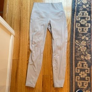 Lulu lemon Align High Rise size 8 Chrome